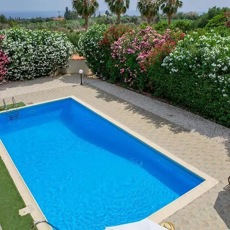 Olympia Villa Coral Bay