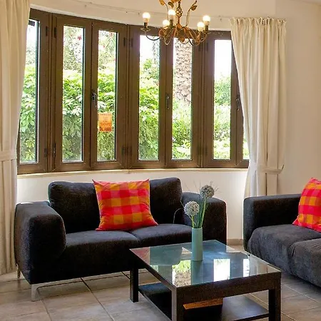 Olympia Villa *