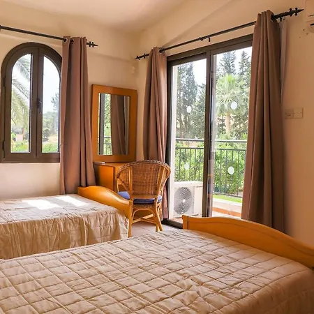 Olympia Villa Coral Bay