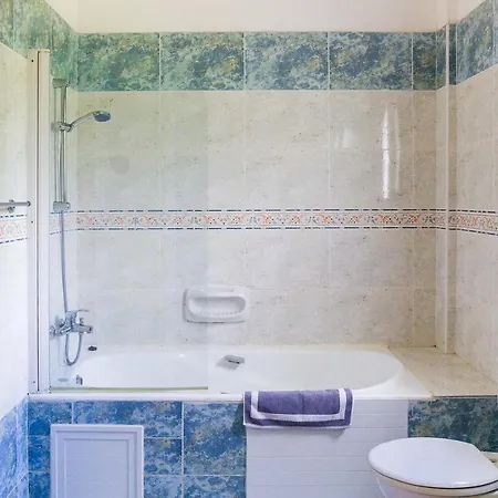Olympia Villa Coral Bay